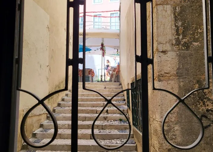 Alfama Apartments Services