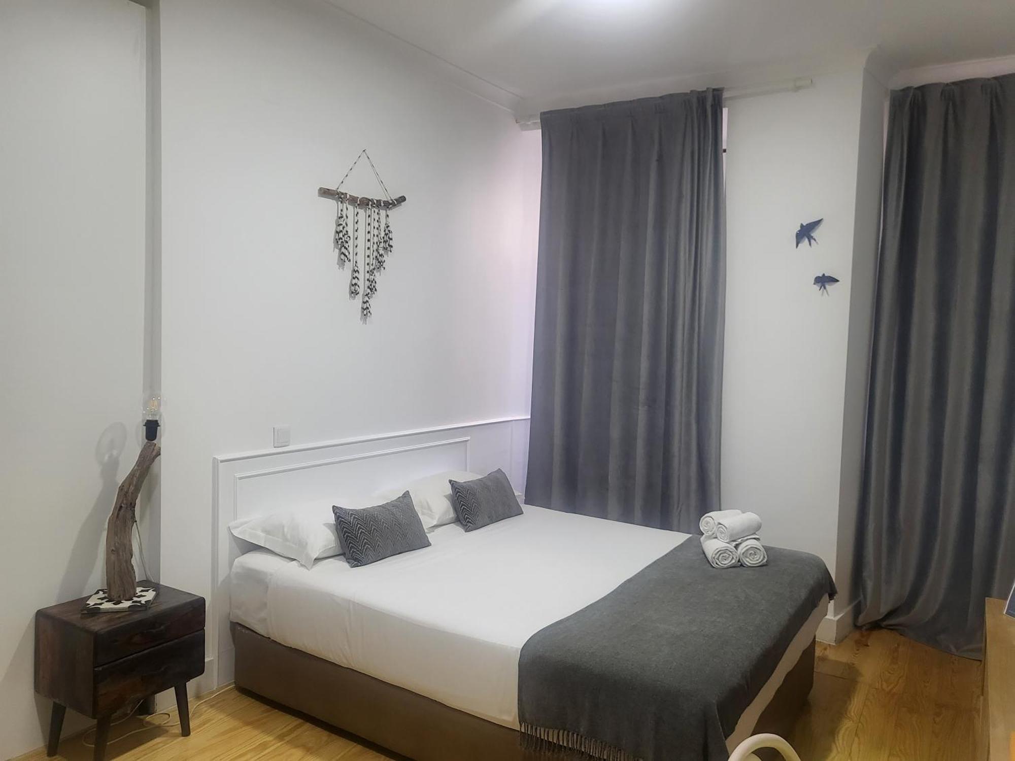 Alfama Services Appartement *